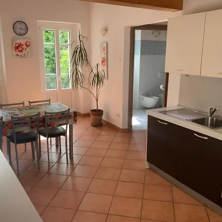 Baby Apartamento Dervio
